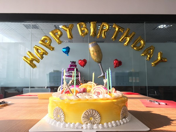 2018年四季度TST員工生日會——因為有你，更加精彩
